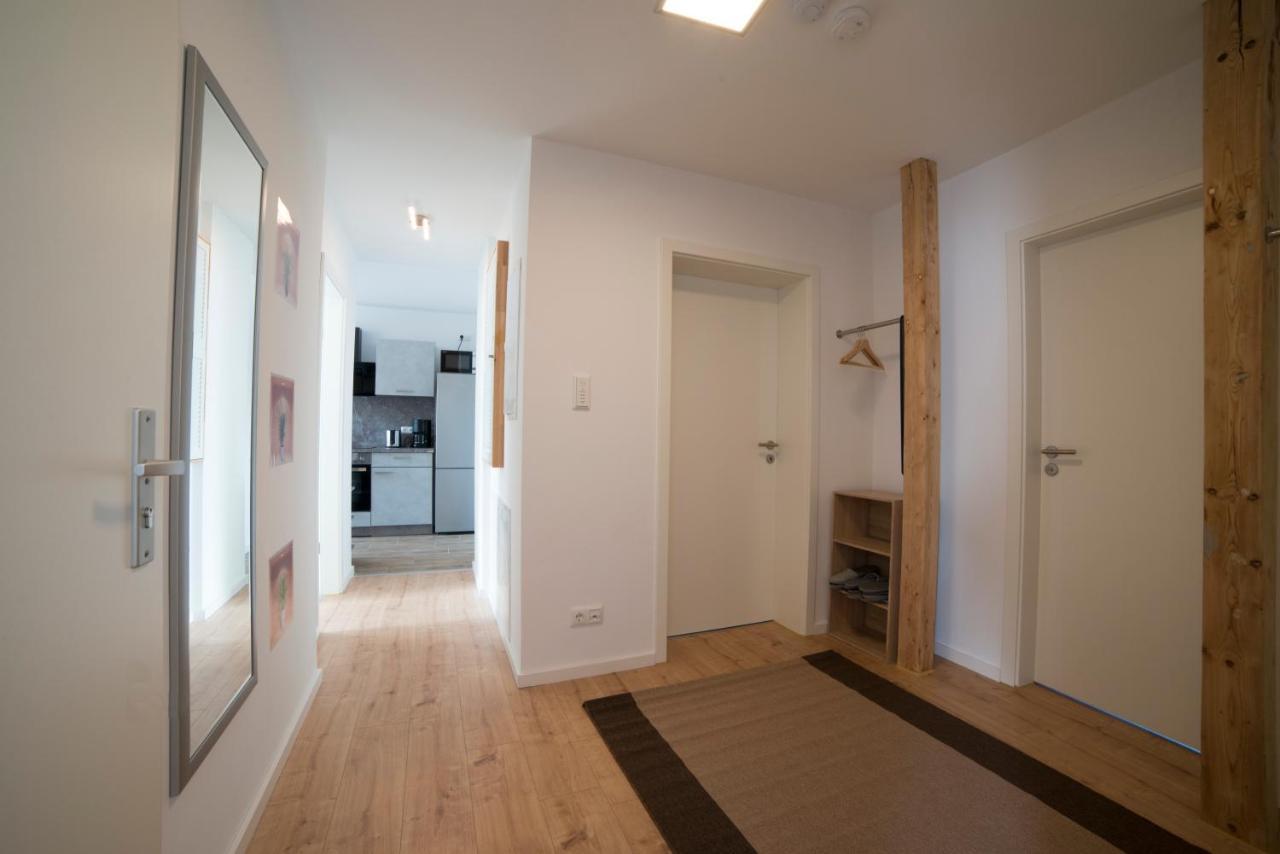 Schoene Grosse Ferienwohnung 79M2 Und 2 Baeder, Zentrumnah, 2Og Эрфурт Экстерьер фото