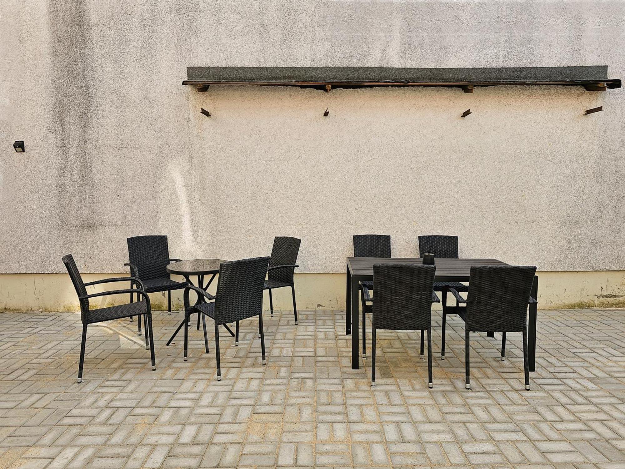 Schoene Grosse Ferienwohnung 79M2 Und 2 Baeder, Zentrumnah, 2Og Эрфурт Экстерьер фото